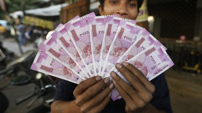 india-cash4 forex trading in India